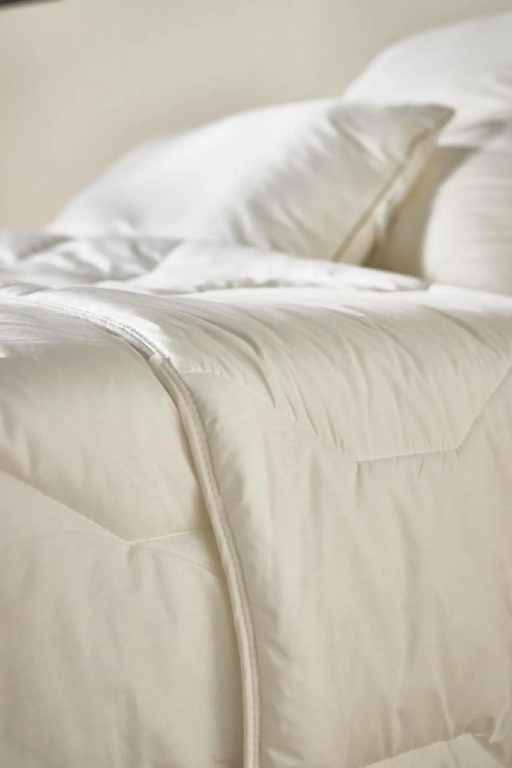 Camif Couettes|Couettes>Couette tempérée anti-acariens phytocare Louna - 240 x 220 cm