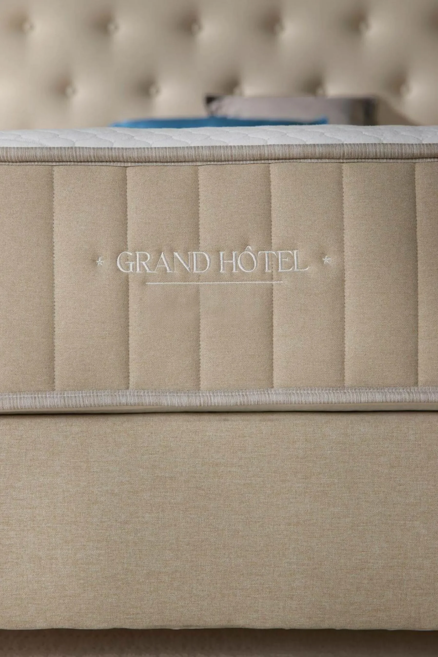 Camif Matelas 140 X 190 Cm|Matelas 160 X 200 Cm>Matelas ressorts ensachés 28 cm Grand Hôtel - 140 x 200 cm